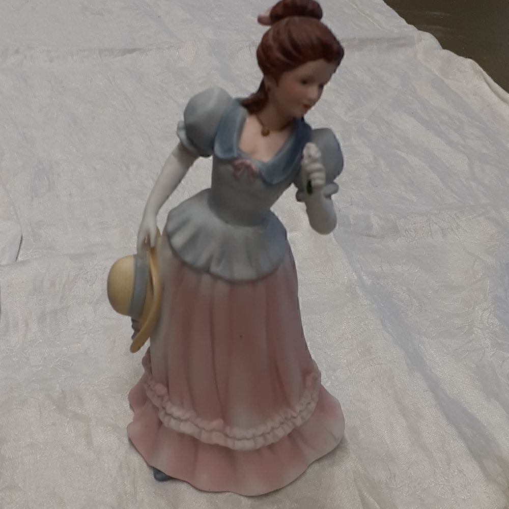 Vintage Homco #1452 Victorian Lady With Hat